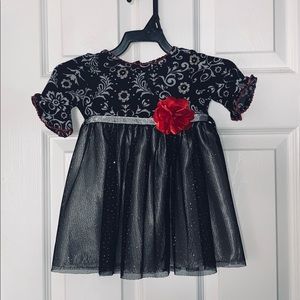 Adorably Sweet Dress. Perfect for Holidays. 18Mo❤️